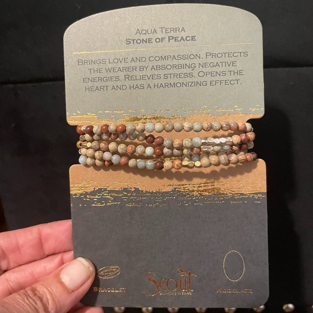 Bracelet/Stone Wrap